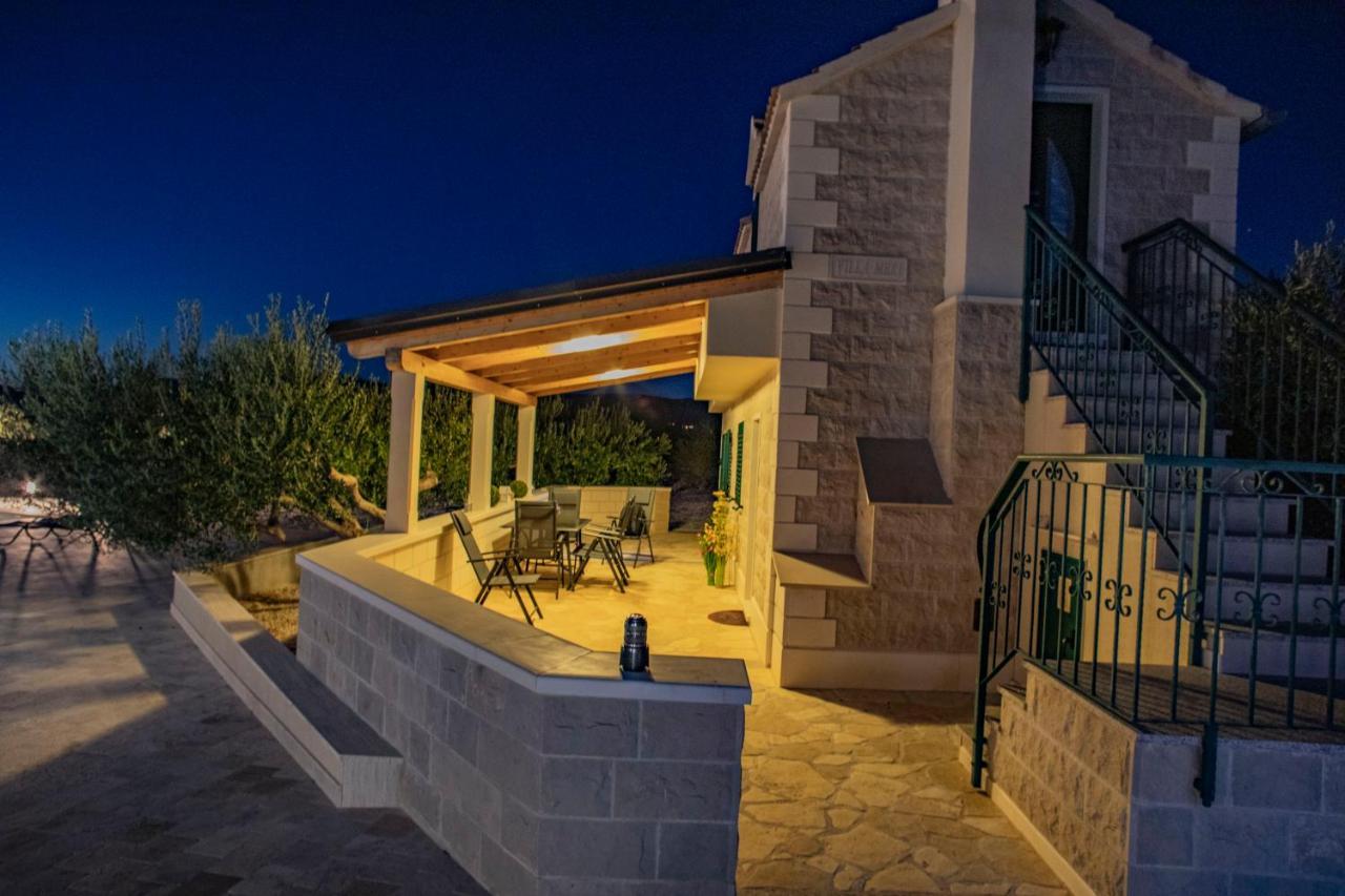 Opg Villa Meri Pucisca Exterior photo